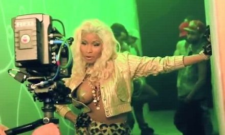 Nicki Minaj muy provocativa para nuevo videoclip