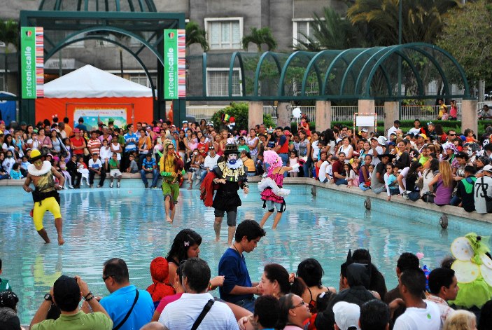 Chacao celebra el Carnaval 2013 con música, circo, y teatro en las Plazas Altamira y Los Palos Grandes
