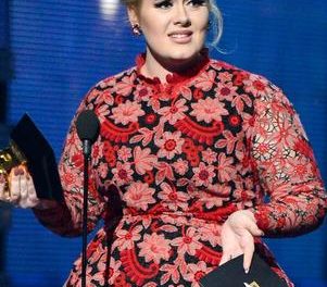 Adele niega en Twitter altercado con Chris Brown