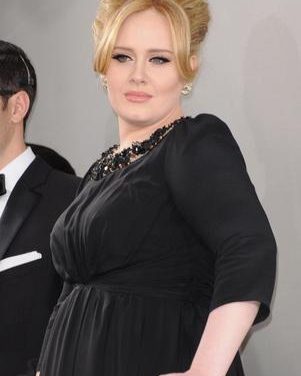 Adele regala a su madre casa con valor de 950 mil dólares