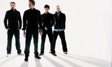 Universal Music venderá sello de Coldplay a Warner