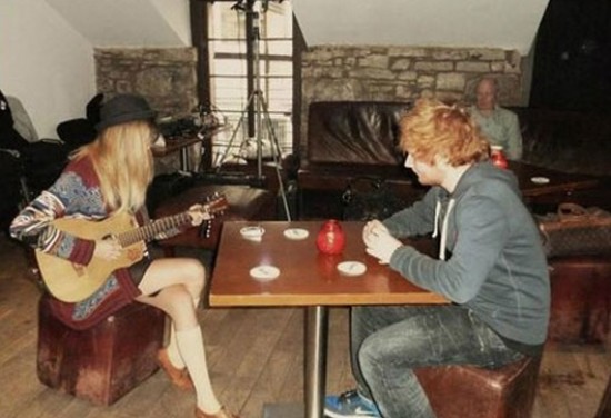 ¿Taylor Swift conquistando el corazón de Ed Sheeran?