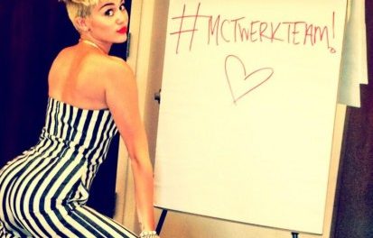 Miley Cyrus comparte sugerente fotografía en Twitter