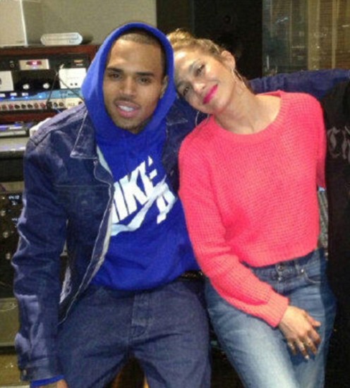 Jennifer Lopez alista canción con Chris Brown