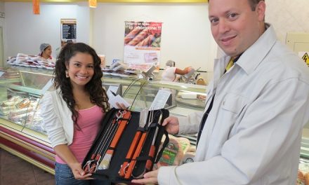 La actriz venezolana Greisy Mena gana concurso de La Montserratina