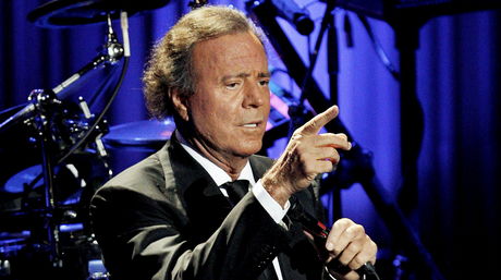 Julio Iglesias, el latino con más discos vendidos y el más popular en China