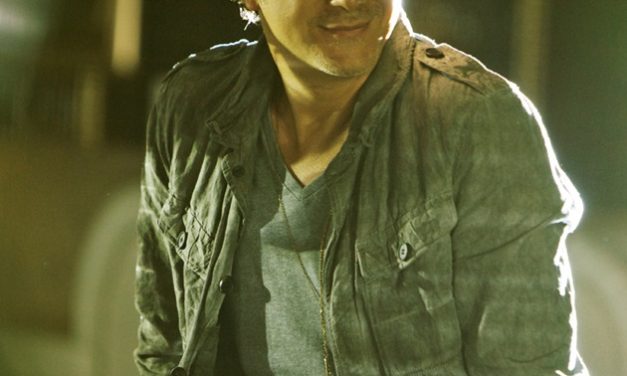 ALEJANDRO SANZ CELEBRA 25 SEMANAS EN BILLBOARD