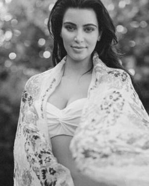 Kim Kardashian admite tener un embarazo complicado