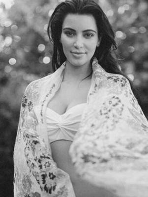 Kim Kardashian admite tener un embarazo complicado