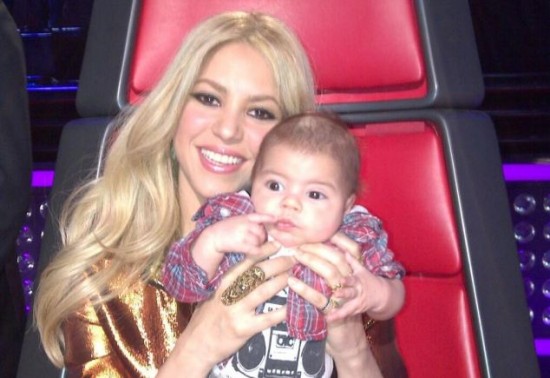 Shakira llevó a su pequeño hijo de dos meses a The Voice