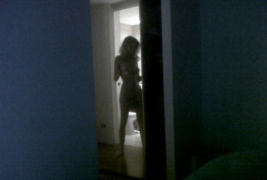 Andrés Calamaro polemico al publicar foto de su exnovia Micaela Breque desnuda (+Mira aqui la foto)