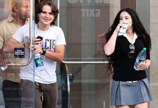 ¿Hijo de Michael Jackson enamorado de una princesa?