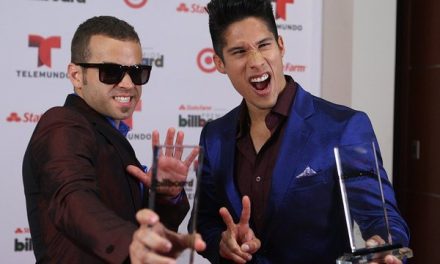 Chino y Nacho Ganan Premio Billboard Latino como Mejor Dúo o Grupo Tropical