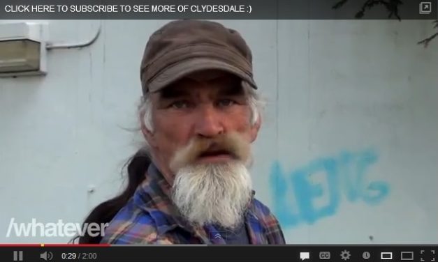 #Insolito: Sujeto posee extraña habilidad para mover el bigote (+Video)