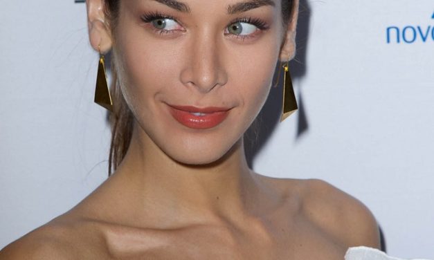 Dayana Mendoza derrocha sendualidad y pureza con este vestido blanco (+Fotos)