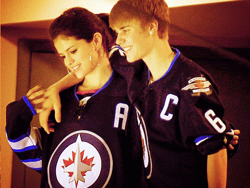 ¿Justin Bieber y Selena Gomez usándose para promocionarse?