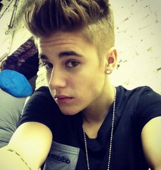 Hackers difunden información sobre ‘Justin Bieber gay’