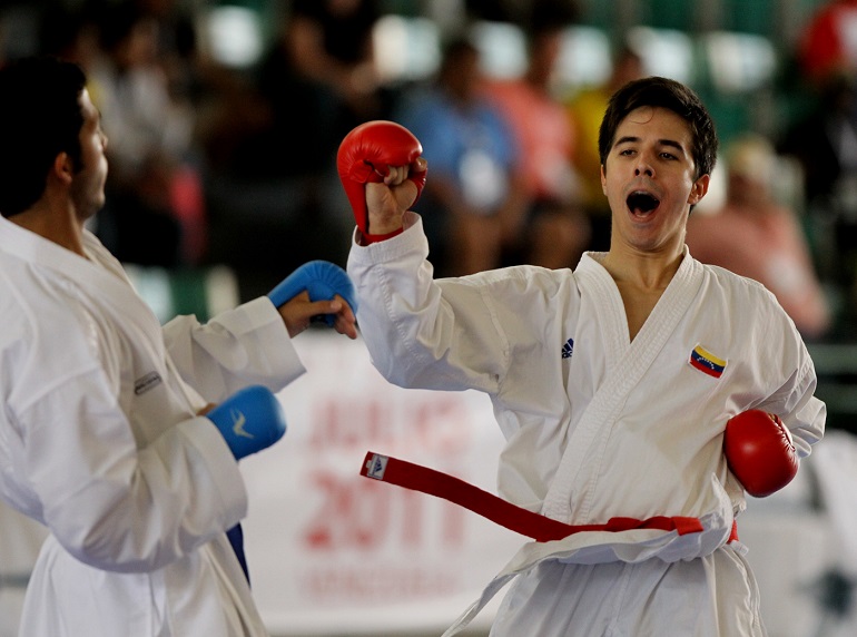 Venezolano, Alejandro Rodríguez ganó Oro en Campeonato Centro Oriental de Karate 2013