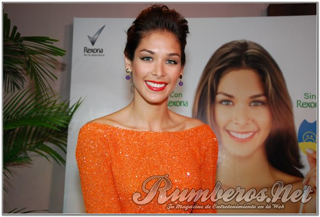 REXONA demuestra su eficacia con el desafio de la sequedad… Dayana Mendoza nueva imagen (+Fotos)