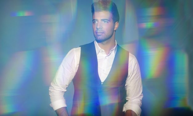 El reconocido cantante y compositor Jencarlos Canela en camino al futuro (+Video)