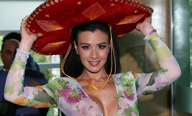 Diosa Canales rechaza vender su cuerpo a cambio de dinero (+Fotos)