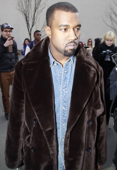 Kanye West niega infidelidad hacia Kim Kardashian