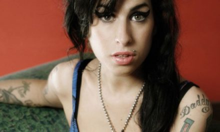Hermano de Amy Winehouse asegura que cantante murió por bulimia