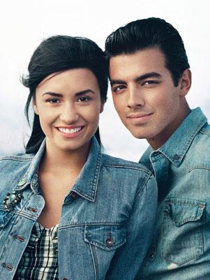 Teen Vogue publica sesión de fotos con Demi Lovato y Joe Jonas