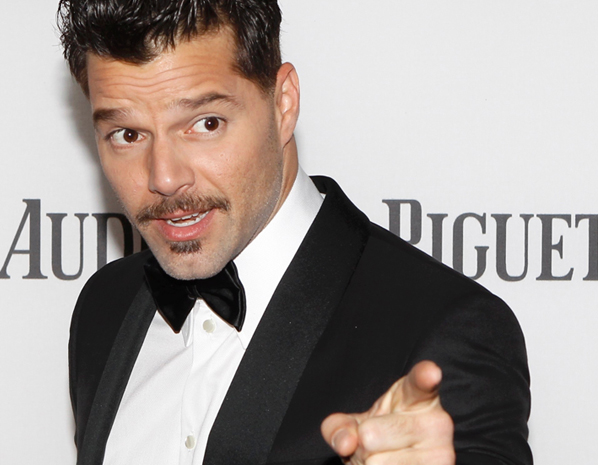 Ricky Martin lanza nuevo sencillo, »Come With Me»
