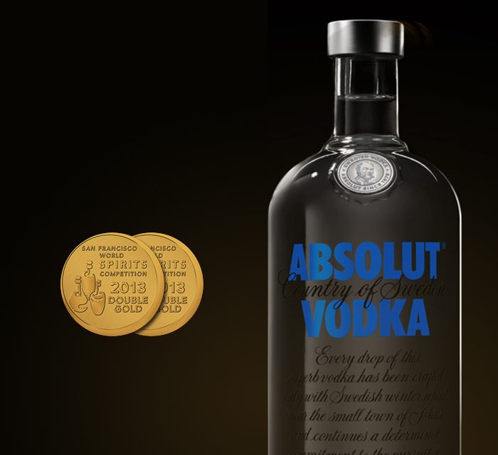 ABSOLUT VODKA PREMIADA CON DOBLE MEDALLA DE ORO