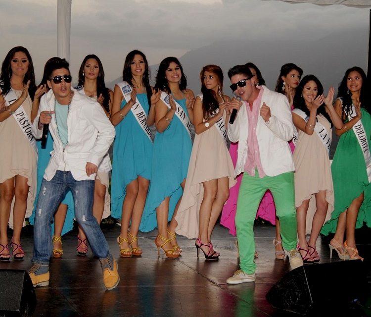 R-VIN & MIKE componen tema del Reinado de Caracas