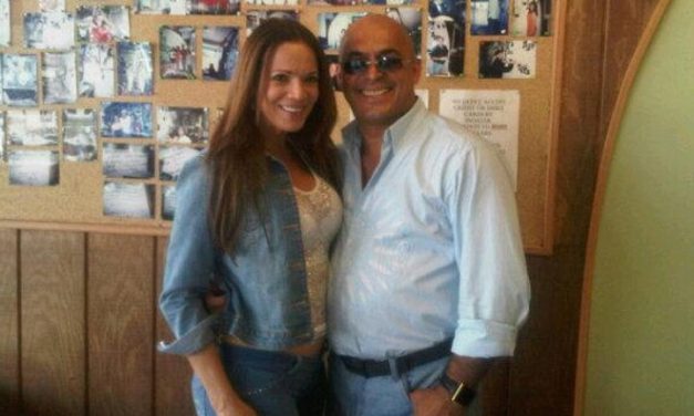 #Tubazo: Tatiana Capote llega a Venezuela con su marido y a VV – #MuerdeAqui por @diegokapeky