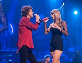 TAYLOR SWIFT CANTÓ JUNTO A THE ROLLING STONES
