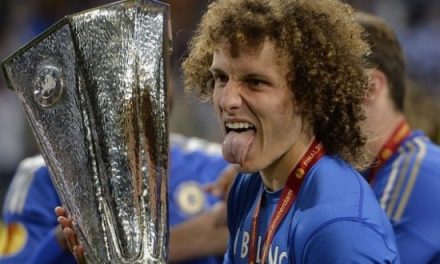 Chelsea rechaza oferta de 35 millones de euros por David Luiz