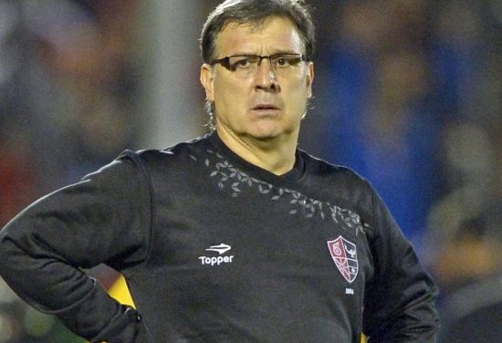 El Barcelona FC confirmó a Gerardo »Tata» Martino como reemplazo de Tito Vilanova