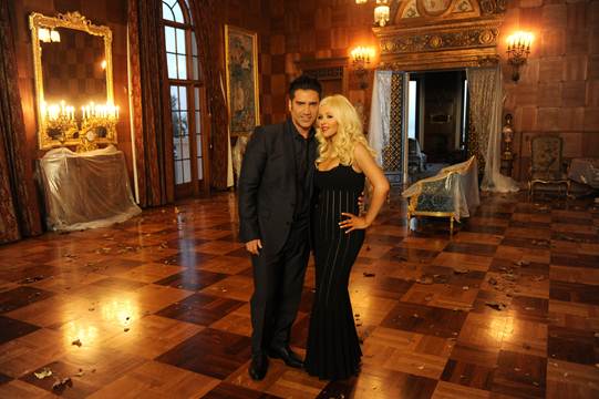 Alejandro Fernandez estrena el video de »Hoy Tengo Ganas De Ti» junto a Christina Aguilera