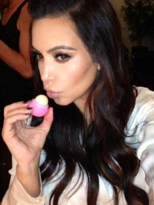 Kanye West prefiere ver a Kim Kardashian sin maquillaje