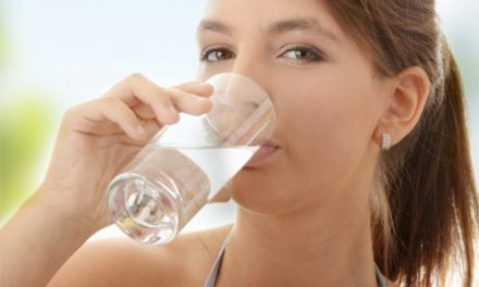 Beber agua de ser igual a la misma cantidad de alimentos ingeridos