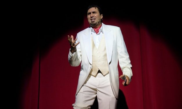 Sandro Nerilli cautiva a Miami con su impactante espectáculo