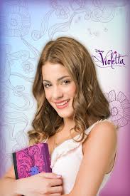 La estrella juvenil de »Violetta» MARTINA STOESSEL: LA MADONNA ADOLESCENTE