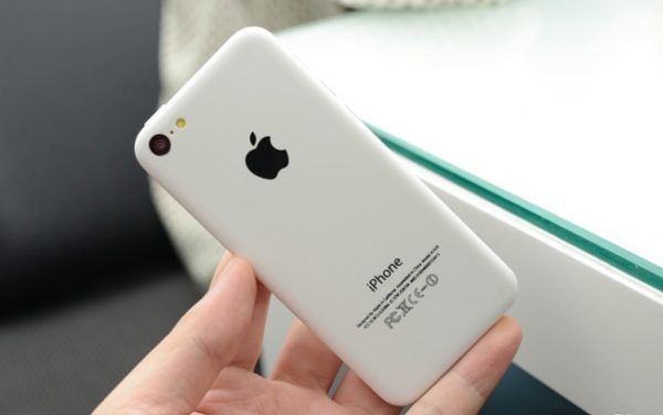 iPhone 5C: se filtran imágenes del smartphone económico de Apple