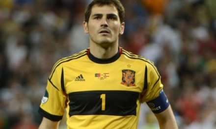 Iker Casillas también sería suplente en la selección española