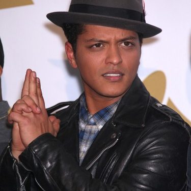 Bruno Mars obtiene dos nominaciones en los MTV Europe Music Awards 2013