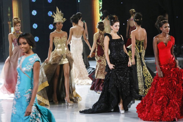 Final de Miss Mundo se celebrará el sábado en Indonesia a pesar de oposición de islamistas