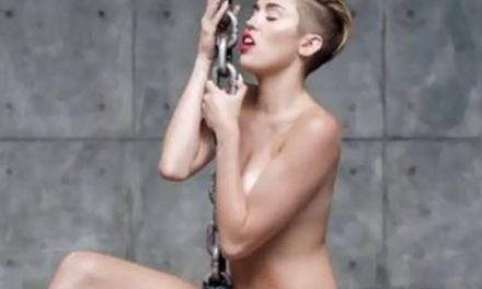 Sensual video de Miley Cyrus se estrena con récord de visitas