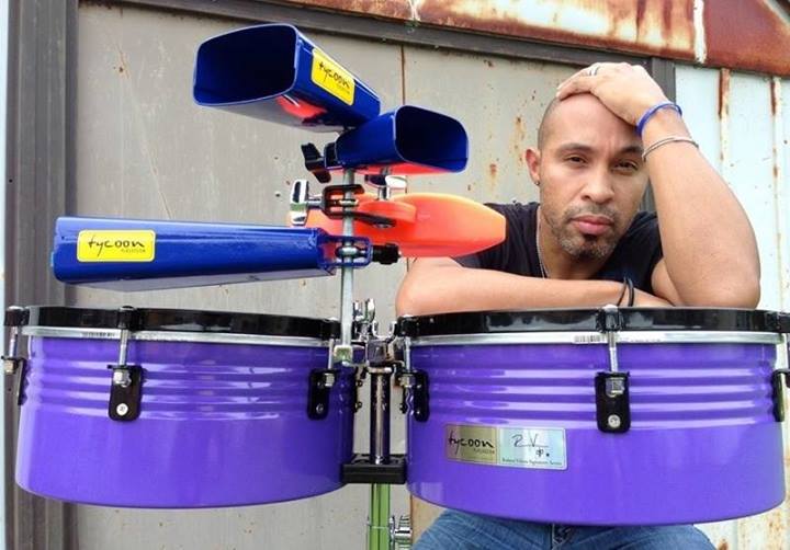 Robert Vilera primer venezolano en lanzar al mercado una serie de timbales y campanas