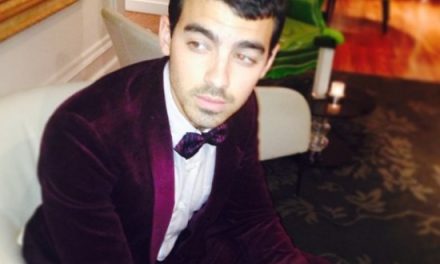 Joe Jonas guarda silencio sobre aparente separación de los Jonas Brothers