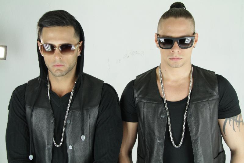 KENT Y TONY SIGUE ESCALANDO LA CARTELERA RADIAL EN ESTADOS UNIDOS Y PUERTO RICO