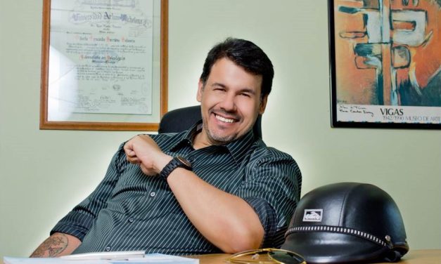 El Dr. Alberto Barradas, realiza conferencias a nivel nacional @psicovivir un movimiento psicológico sin tapujos