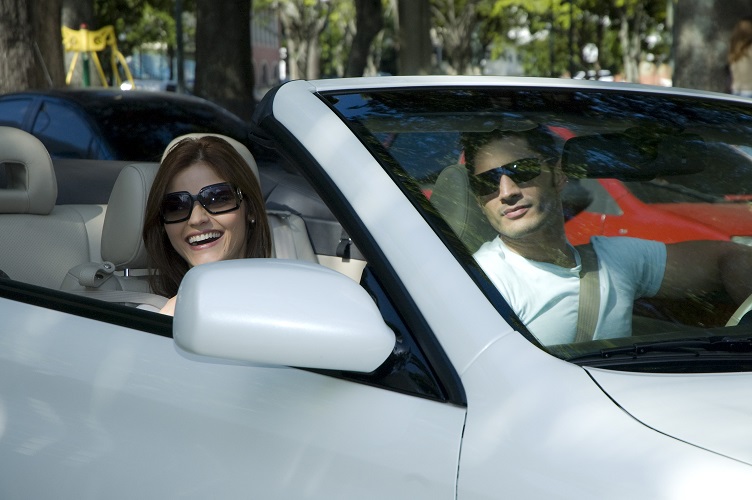 LA GATA Y  ELBITTAR PROTAGONIZAN ÓPERA PRIMA DE JOSÉ SIMON ESCALONA